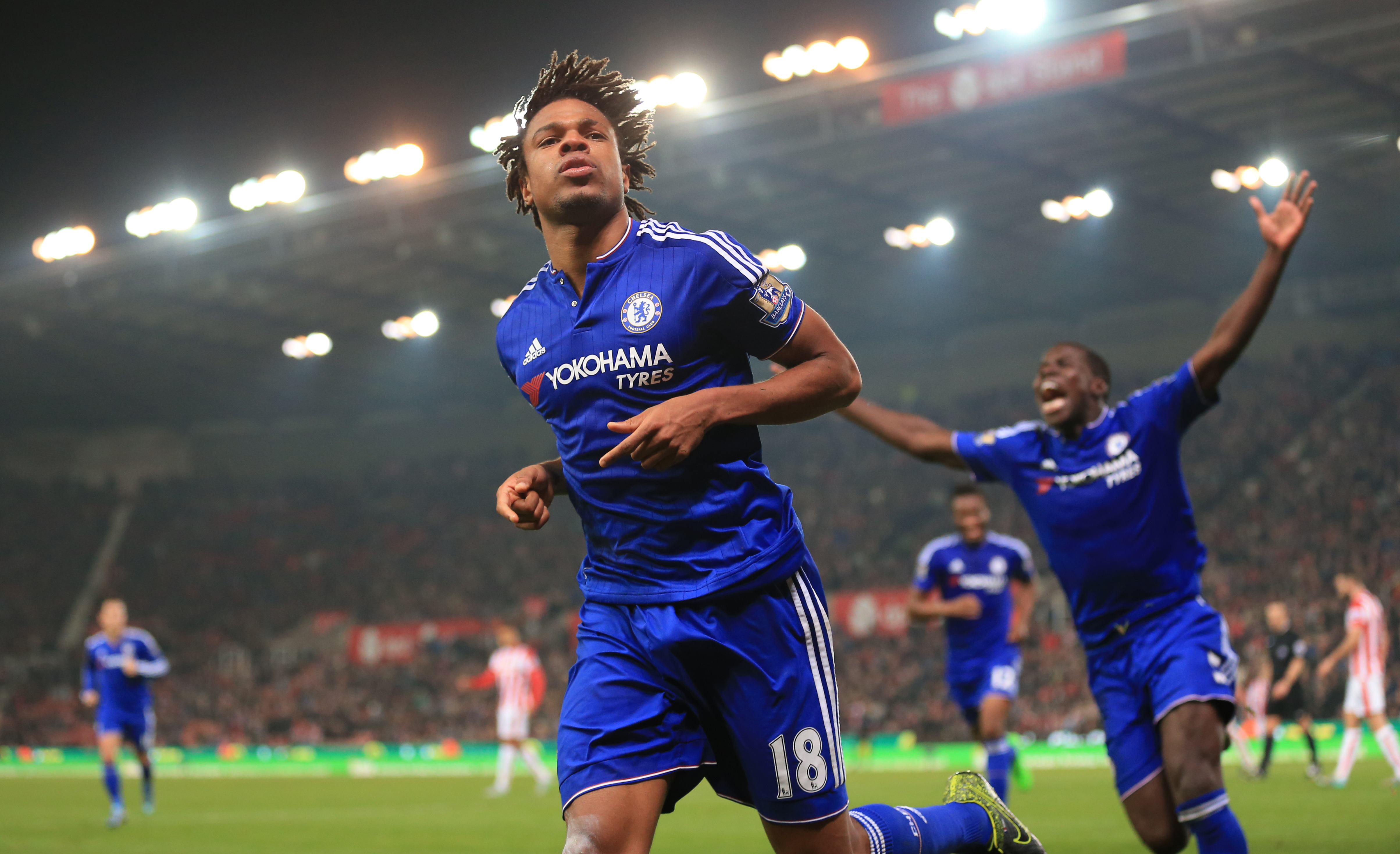 Should Ross Barkley accept wage reduction to push through Tottenham move?